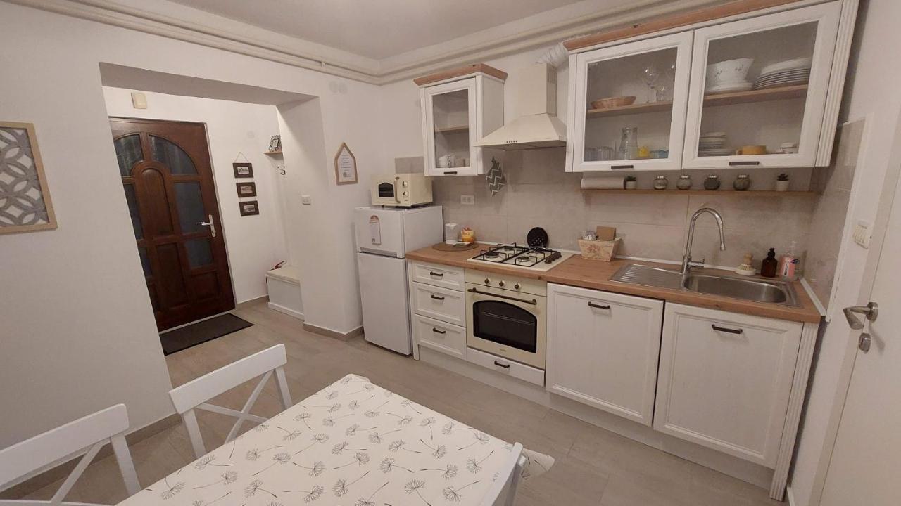 Apartma Rizana Dekani Екстериор снимка